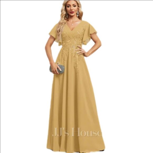 JJs House Dresses & Skirts - JJ's House Yellow Gold V-Neck Short Sleeve Embroidered Evening Gown Size 22W
